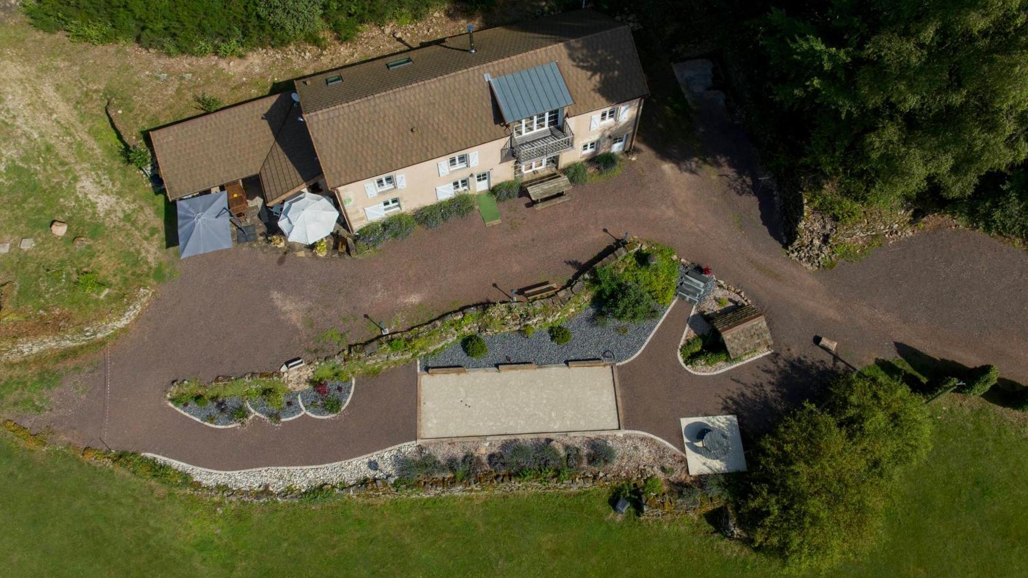 Gite Du Bois Des Hauts Les Mille Etangs La Lanterne-et-les-Armonts Exterior foto